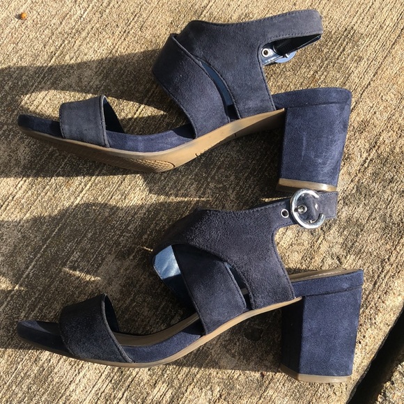 Women’s Sz 7M Alfani Shoes Step N Flex Navy Blue Sandal Regann - Picture 4 of 7